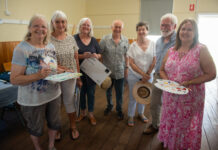 Art show supports refugees