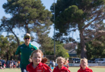 Roeger races littlest athletes at Strath