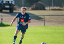 Breaker Vase stays in Port Elliot
