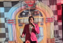 Elvis comes to Victor Harbor