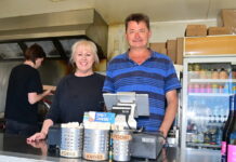 Coorong Cafe celebrates 10 years