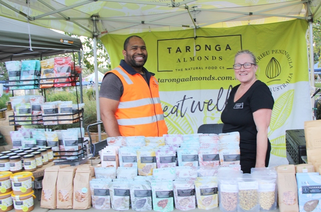 Willunga Farmers Market fun